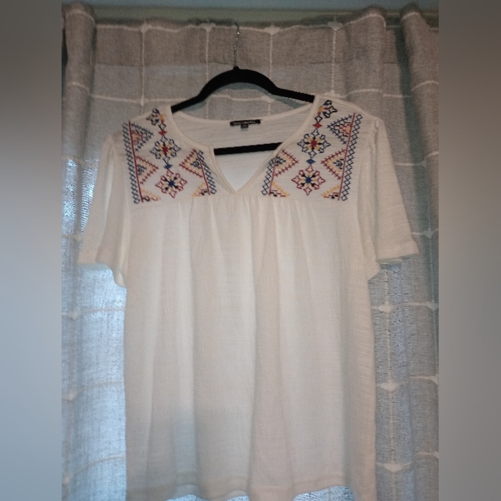 White shirt with embroidery